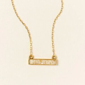 Chic Gold Necklace with White Detailing